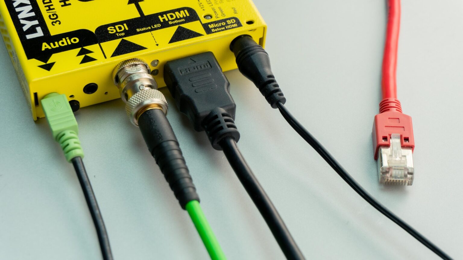 RJ45 standard B – kolejność kolorów, schemat zaciskania i prawidłowe wykonanie przewodu sieciowego