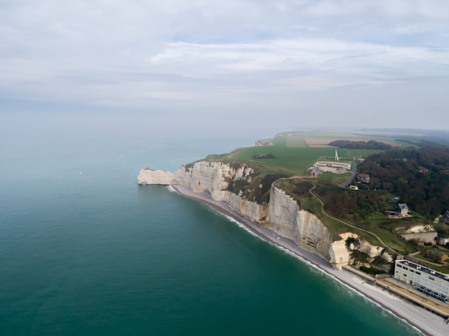 Kanał La Manche – historia, geografia i znaczenie cieśniny między Francją a Wielką Brytanią
