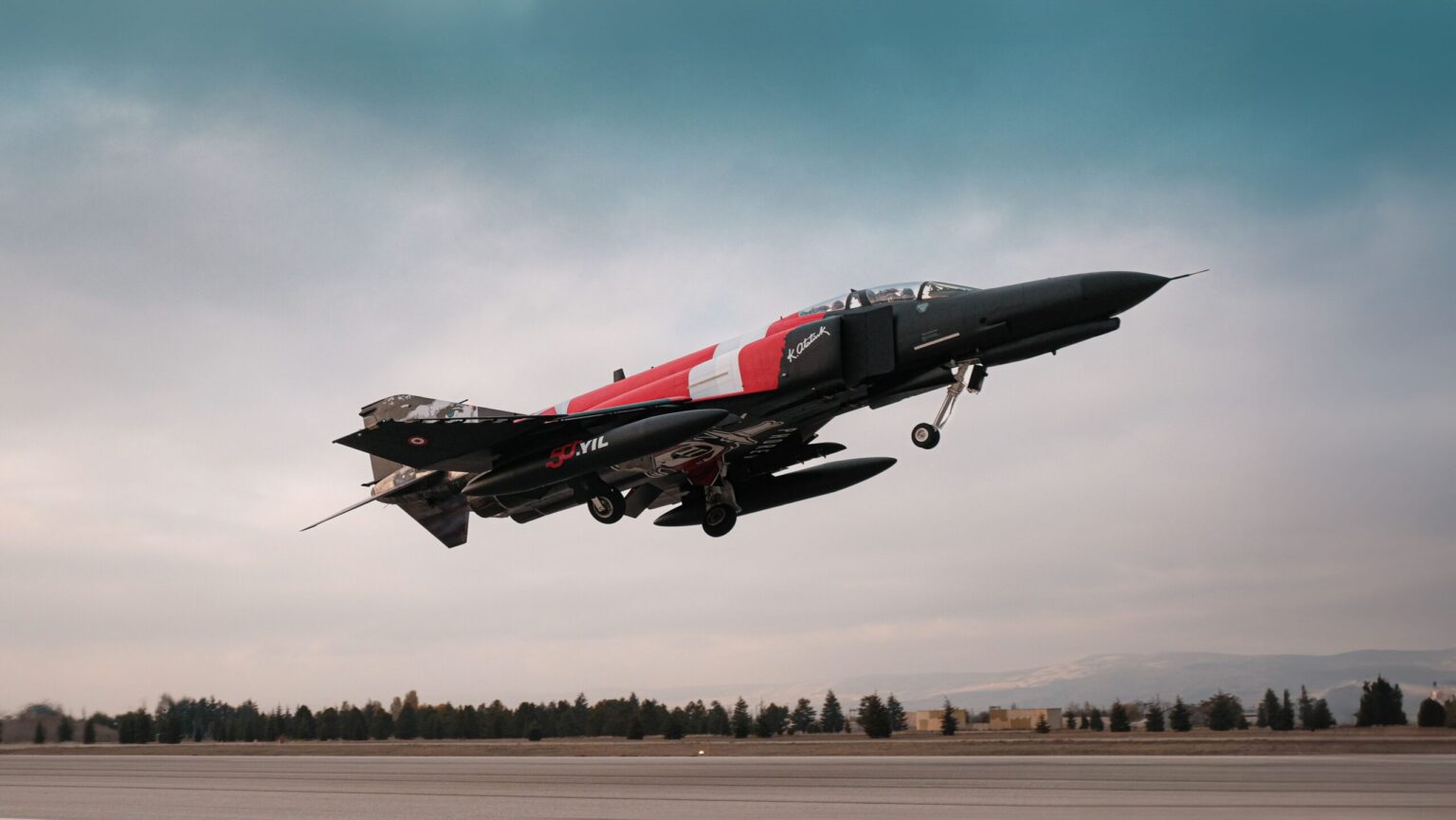 F4 E Phantom – najważniejsza lądowa wersja legendarnego myśliwca wielozadaniowego