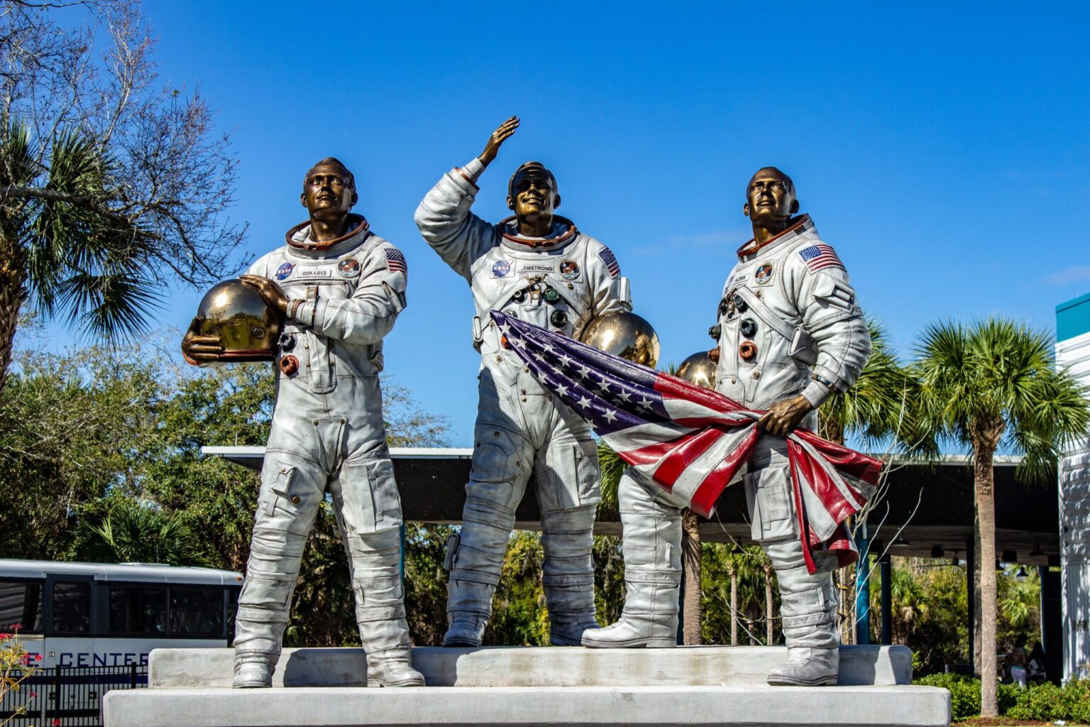 Apollo 13 – dramatyczna misja kosmiczna, która zamieniła się w walkę o życie